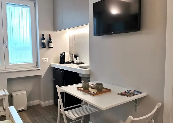 Vicolo Fiore Ii Πανσιόν 4*